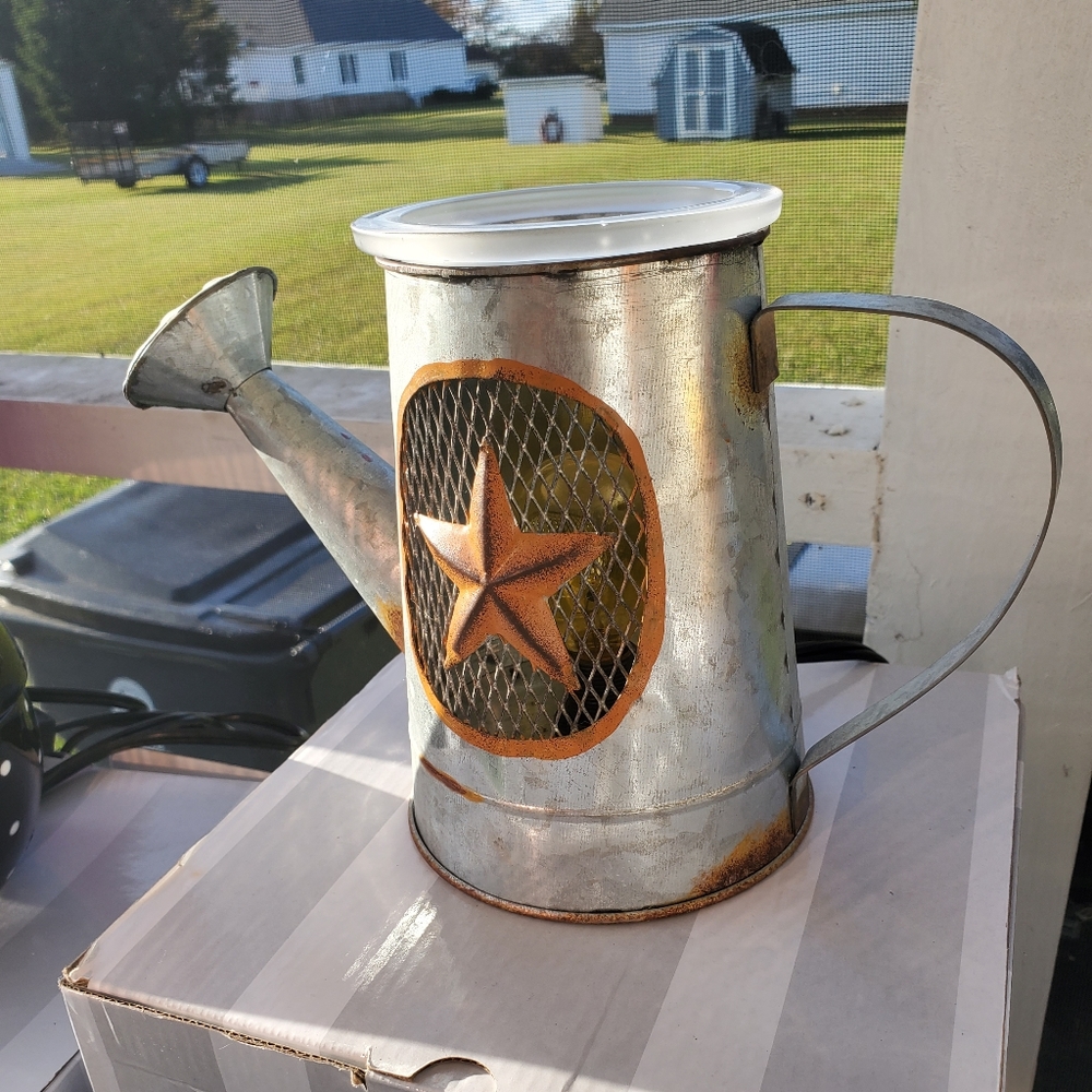 Scentsy Rustic Garden Warmer